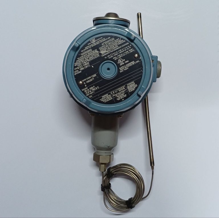 سوئیچ دما UE مدل E121 رنج 25 تا 325 درجه فارنهایت