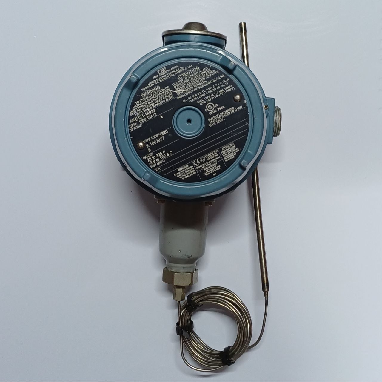 سوئیچ دما UE مدل E121 سوئیچ دما UE مدل E121 رنج 25 تا 325 درجه فارنهایت