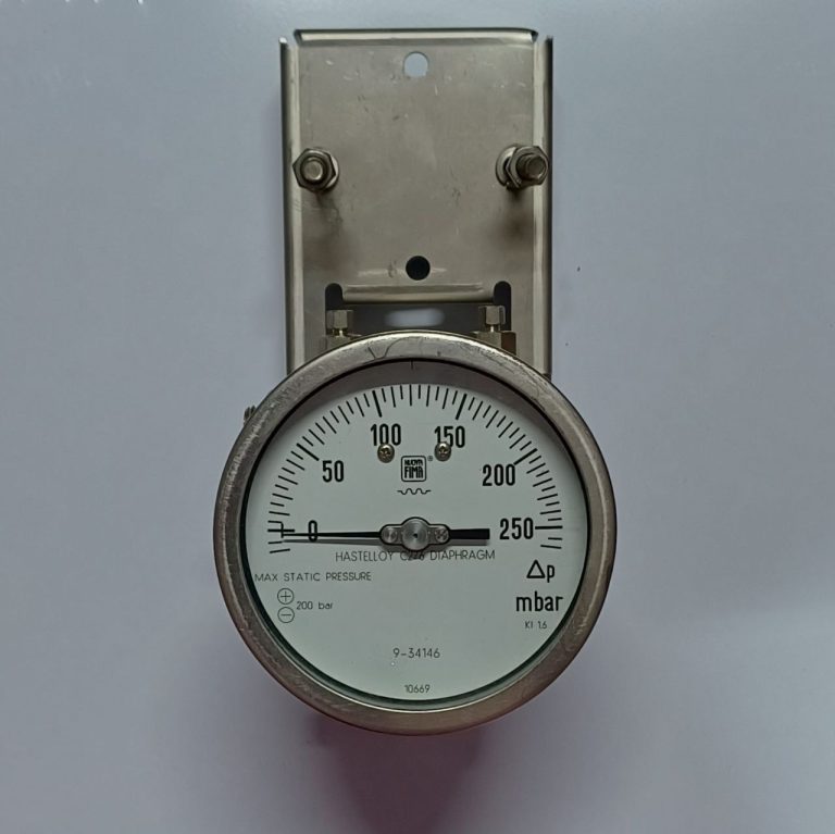 گیج اختلاف فشار نووافیما 250 میلی‌بار دیافراگم Hastelloy C276