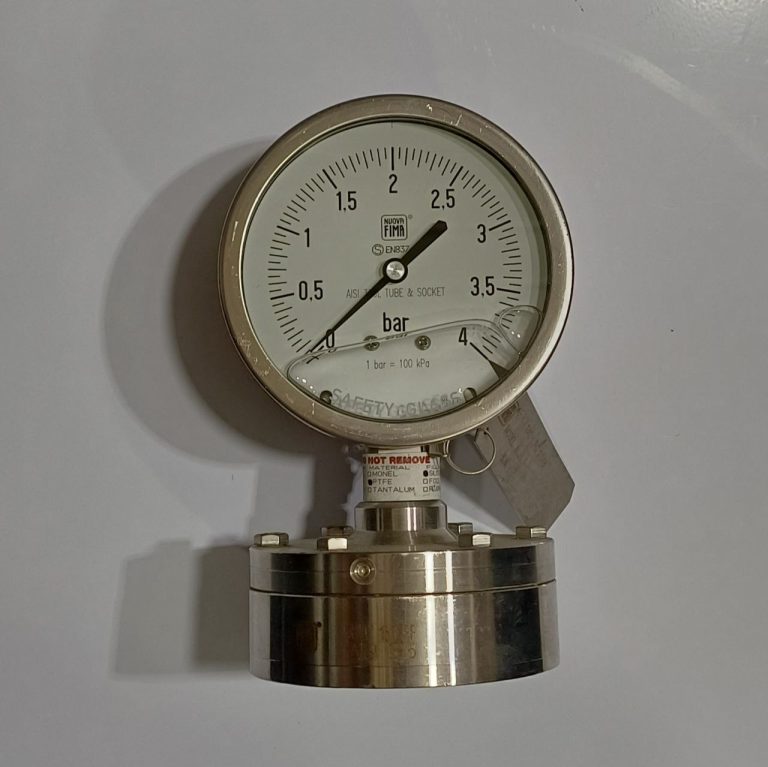 گیج دیافراگمی نوافیما Nuova Fima صفحه 10 سانت رنج 0 تا 4 بار