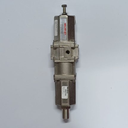 فیلتر رگلاتور 1/2 اینچ استیل میدلند Midland مدل 4FRASV122A05